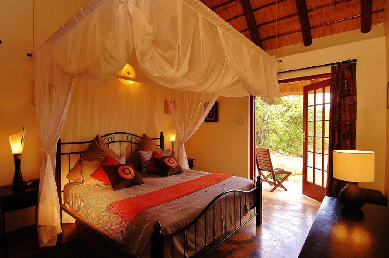 Bushvilla Umoja Kruger ファラボルワ エクステリア 写真