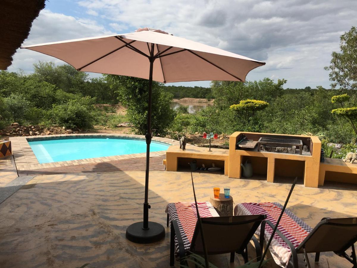 Bushvilla Umoja Kruger ファラボルワ エクステリア 写真
