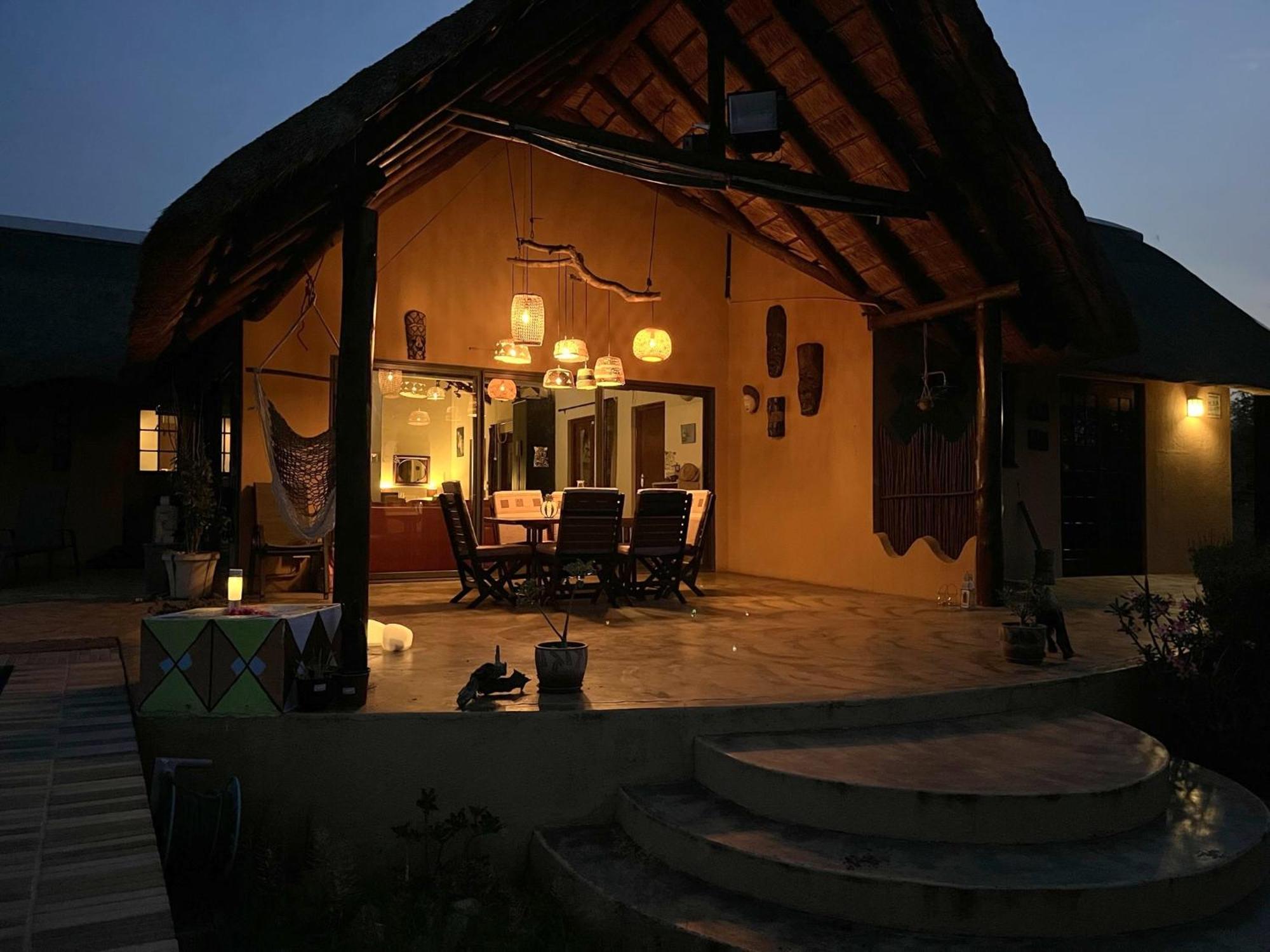 Bushvilla Umoja Kruger ファラボルワ エクステリア 写真