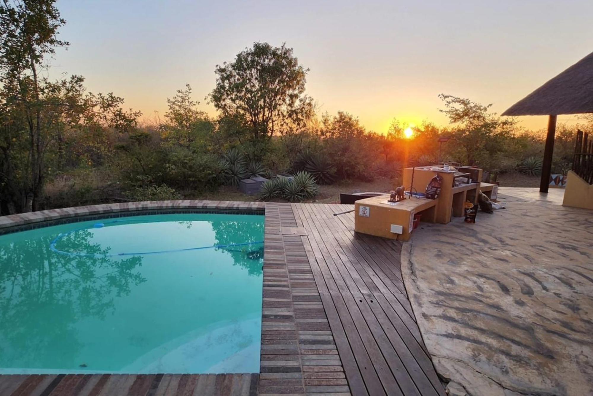 Bushvilla Umoja Kruger ファラボルワ エクステリア 写真