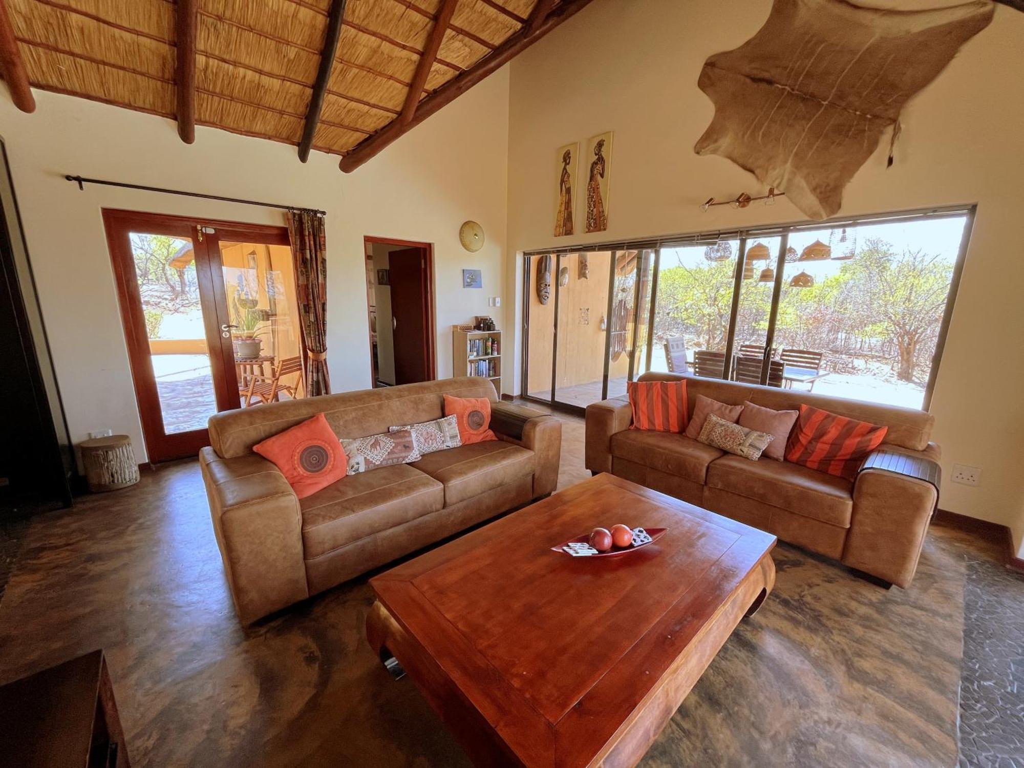 Bushvilla Umoja Kruger ファラボルワ エクステリア 写真